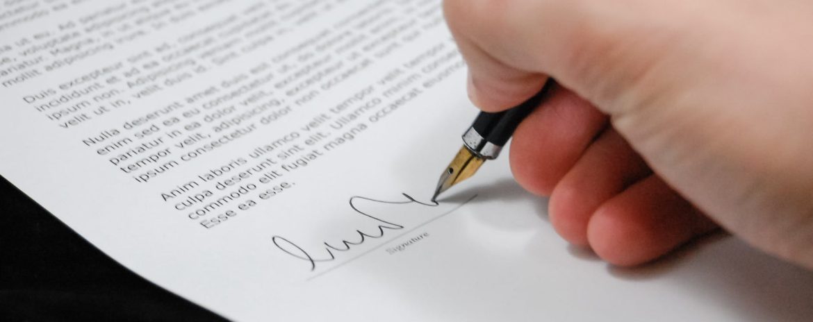 sign pen business document